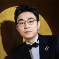 _电影策划_ 消息 首页 新闻 视频 大片 影库 CCTV6 VIP影院 搜索 电影 星闻 独家 更多 专题 图片 视频 滚动 首页 新闻 大片 影库 CCTV6 VIP影院 客户端 电影网>新闻>原创深度策划 当电影角色开始谈心：我们为何对话疗又爱又恨？